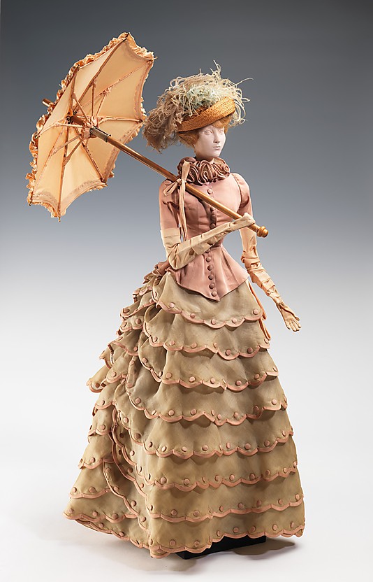 Esme＋Spectacular Historical Gown Esme＋Spectacular Historical Gown 1861-1862, America | Silk ball