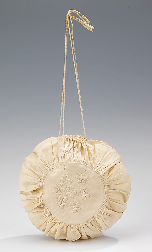 A Bit Of Round Reticule Inspiration – The Quintessential Clothes Pen